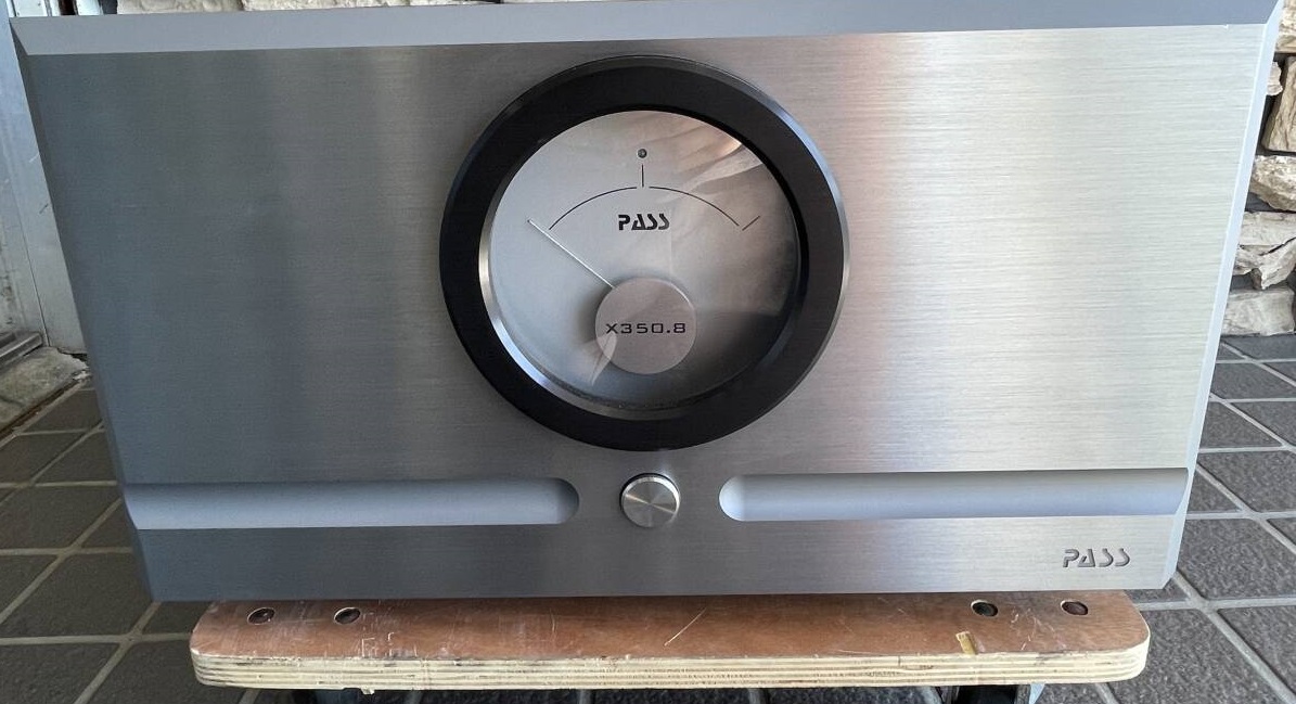 Pass Labs X350.8 Stereo Power Amplifier