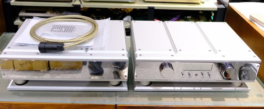 Burmester 077 Preamplifier